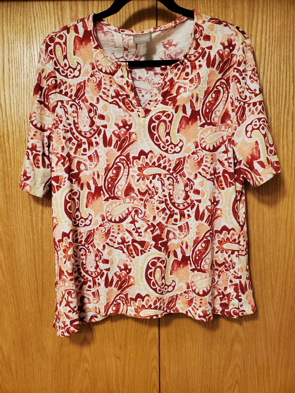 Chico's Paisley Print Short Sleeve V-Notch Top